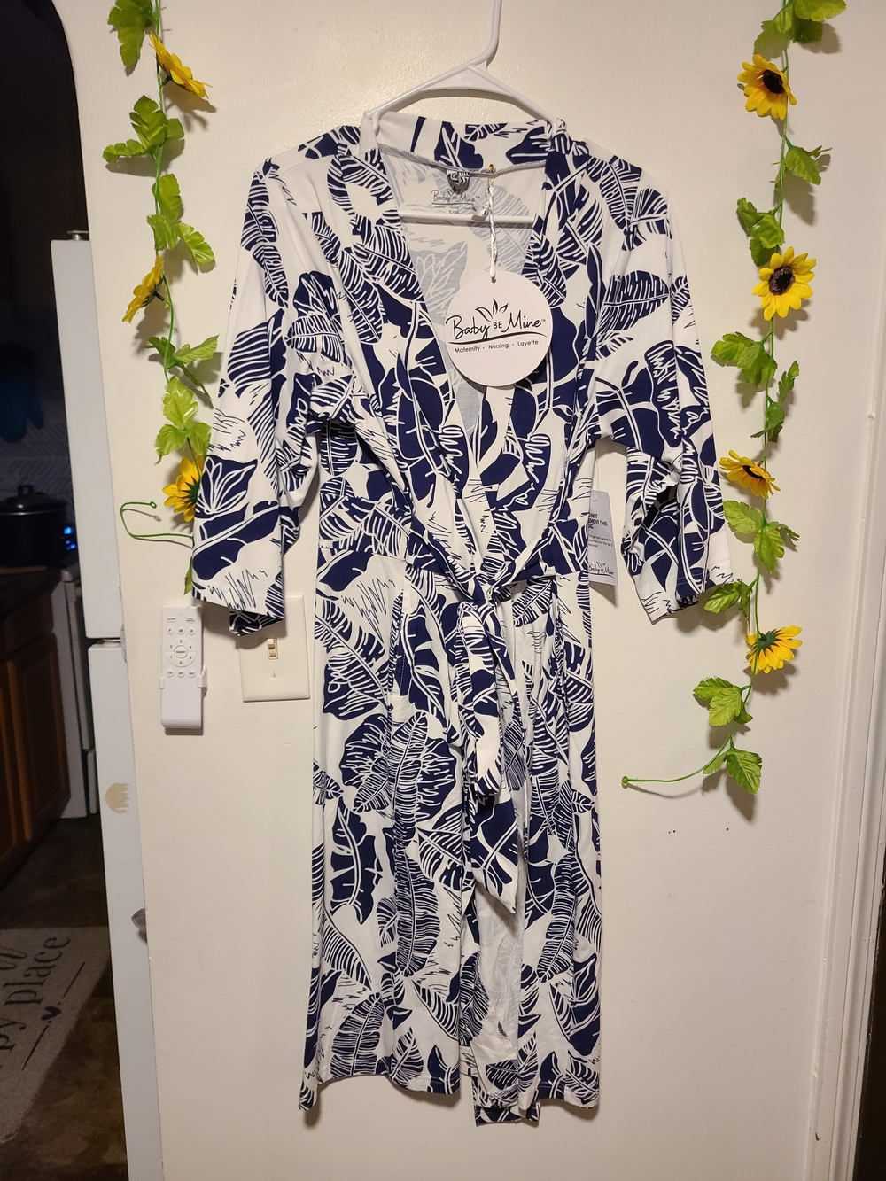Nwt Baby Be Mine Size 0-10 maternity, labor delivery robe